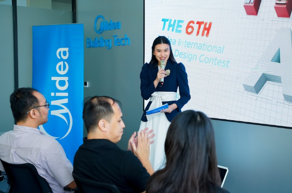 Event Organizer Profesional: Cara Menentukan MC yang Cocok untuk Acara Anda